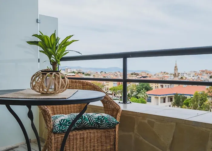 D&g Lux Flat View Next To Old Town & Market